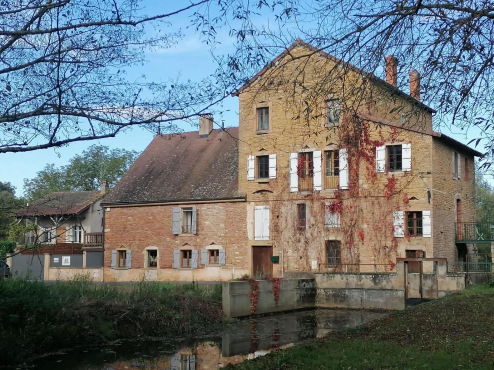 Le Moulin De Chazelle Bed & Breakfast Cormatin Dış mekan fotoğraf